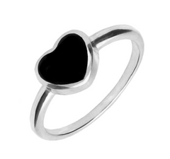 sterling-silver-whitby-jet-single-heart-ring-front
