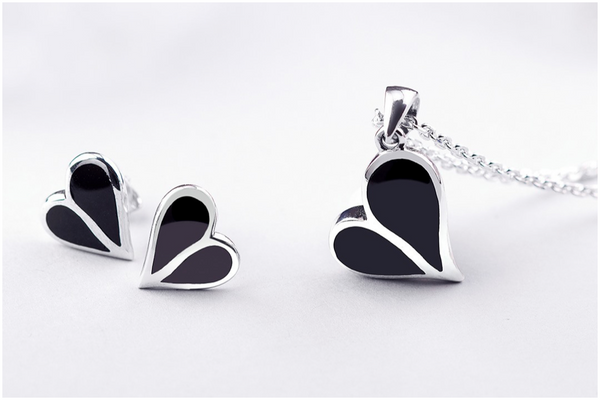 sterling-silver-whitby-jet-split-heart-gift-set