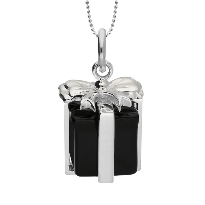 Sterling Silver Whitby Jet Christmas Present Necklace