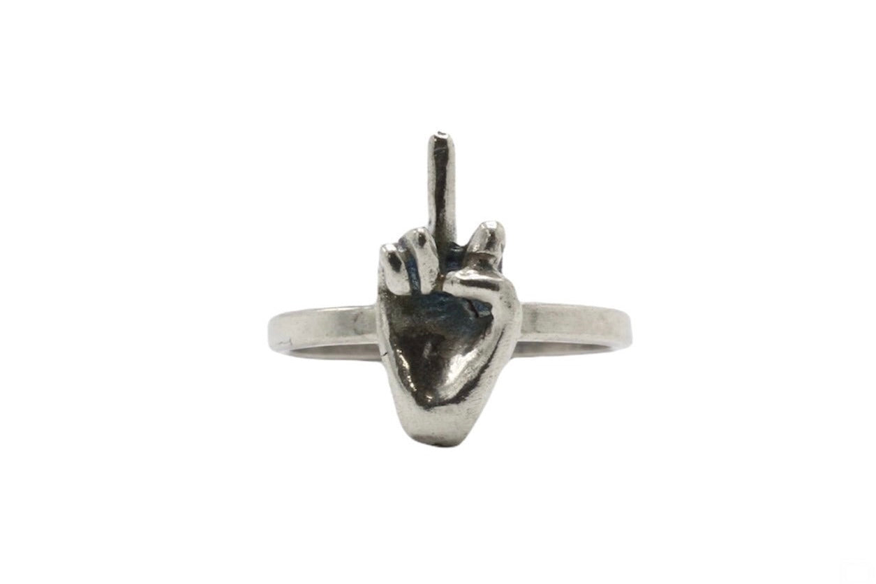 DARSHRAJ Jewellers Heart-shaped 925 Sterling Silver Toe Ring Mid Finger Ring  - Exquisite Beauty for Women and Girls : Amazon.in: Fashion