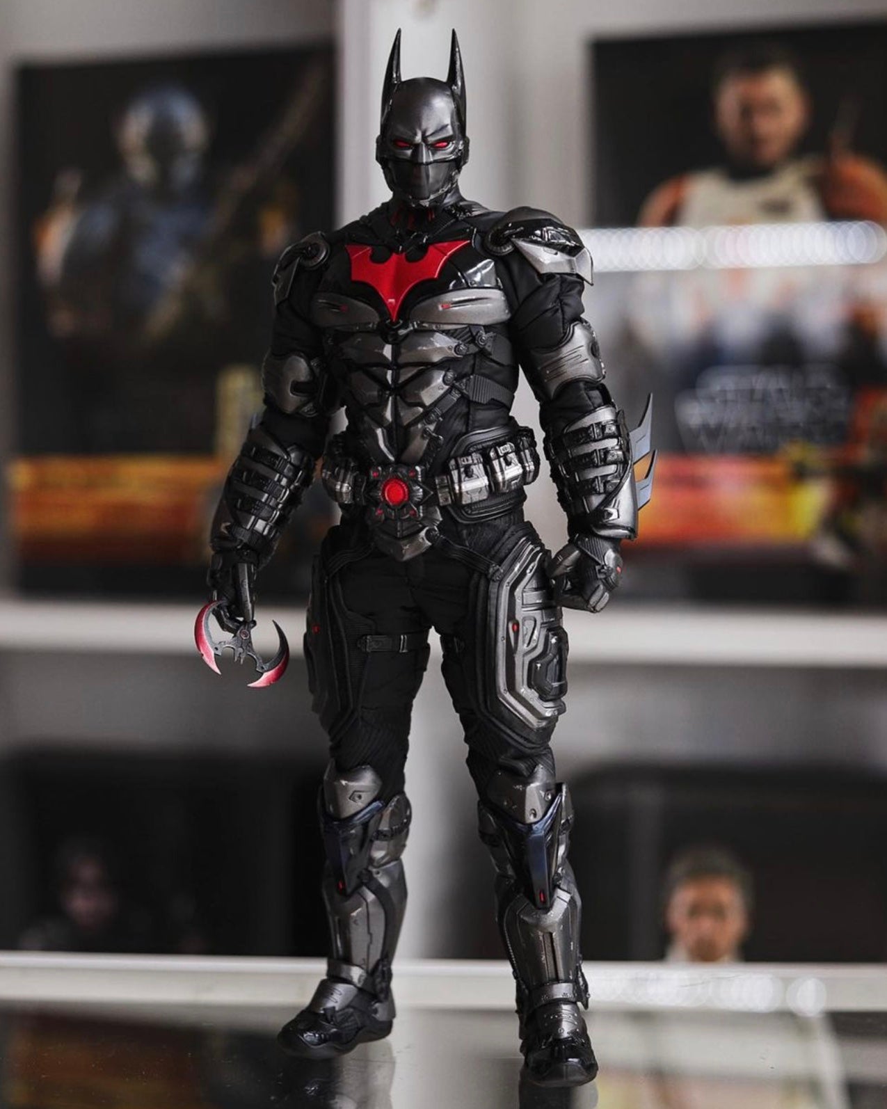 Hot toys VGM39 DC Batman Arkham Knight Batman Beyond – Pop Collectibles