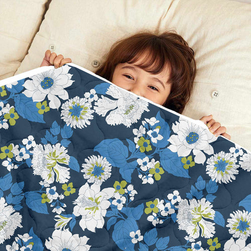 Aesthetic Floral AC Quilt Comforter for Kids