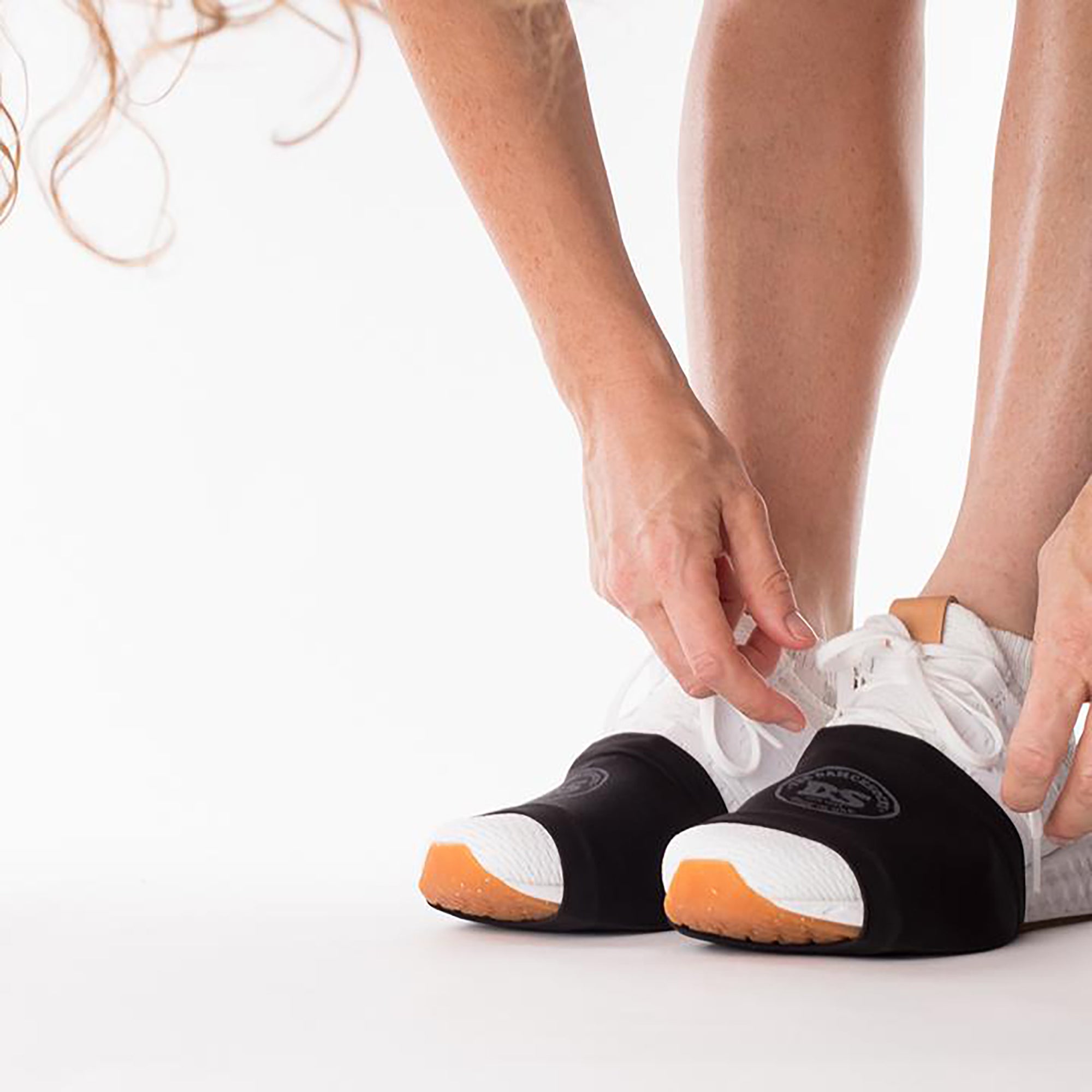 Introducir 87+ imagen dance socks over shoes