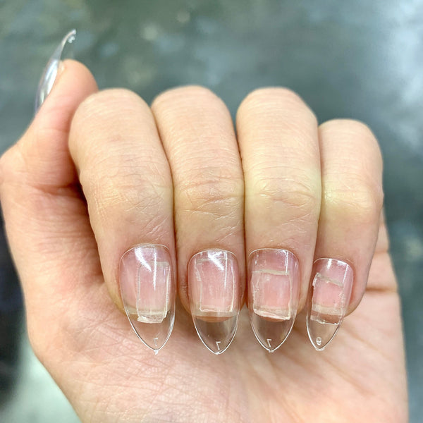 Short Pointed Almond Press-On Nails – glamnetic