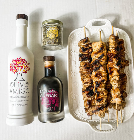 Olivo Amigo, yourolivoamigo, evoo, olive oil, vitality olive oil, spark balsamic vinegar, elevate mediterranean spice blend, chicken skewers, balsamic chicken