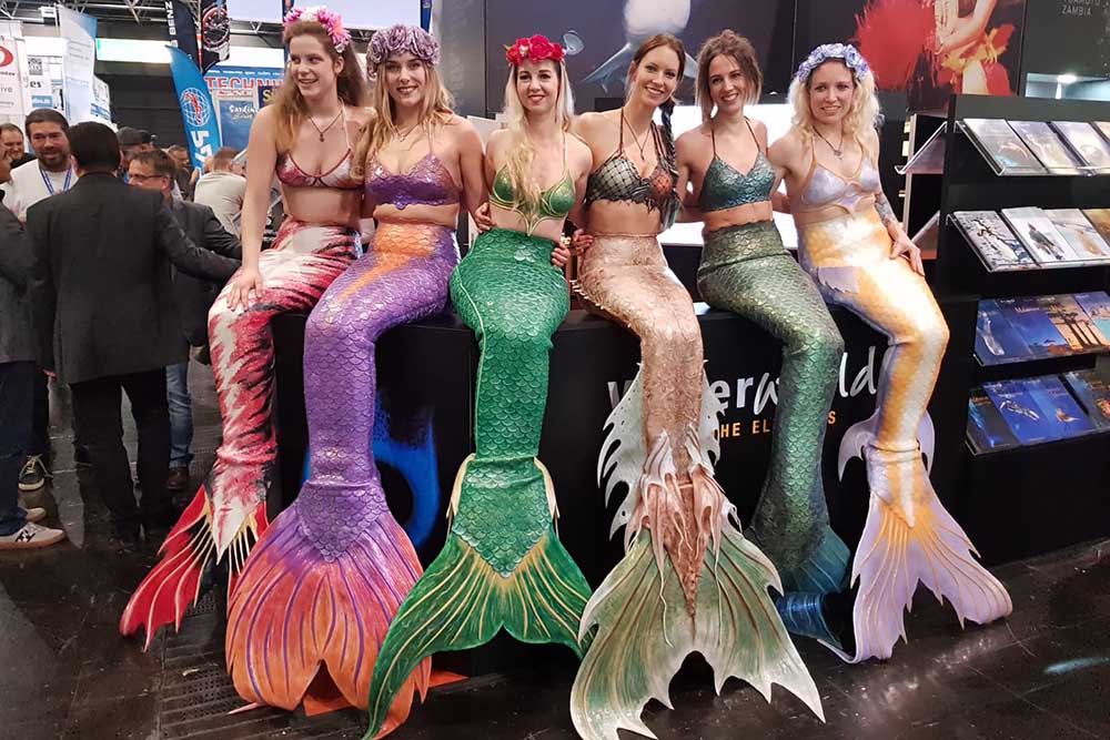 Miss Mermaid Deutschland in Silikonflosse vom Mermaid Kat Shop