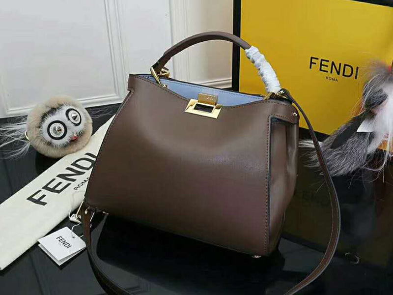 fendi peekaboo essential