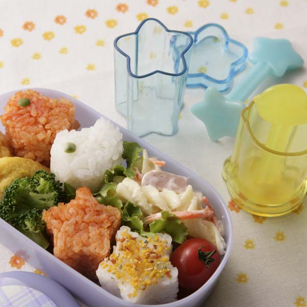 https://cdn.shopify.com/s/files/1/0523/9145/files/torune-chick-star-petit-onigiri-maker-bento-accessories-torune-cute-kid-stuff-1_1600x.jpg?v=1682545587