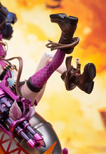 Load image into Gallery viewer, PRE-ORDER 1/7 Scale Jinx League of Legends
