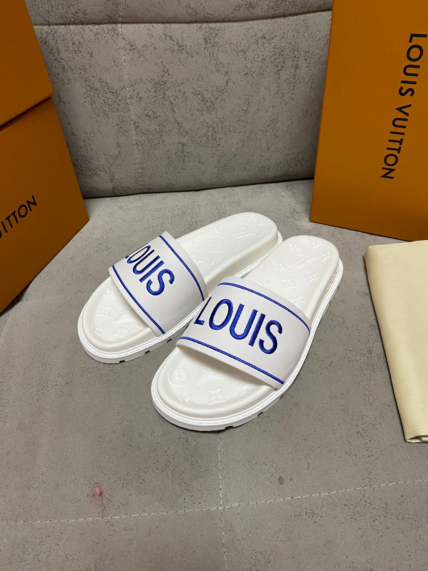 LV Louis Vuitton Men's 2022 NEW ARRIVALS Slippers Sandals Shoes