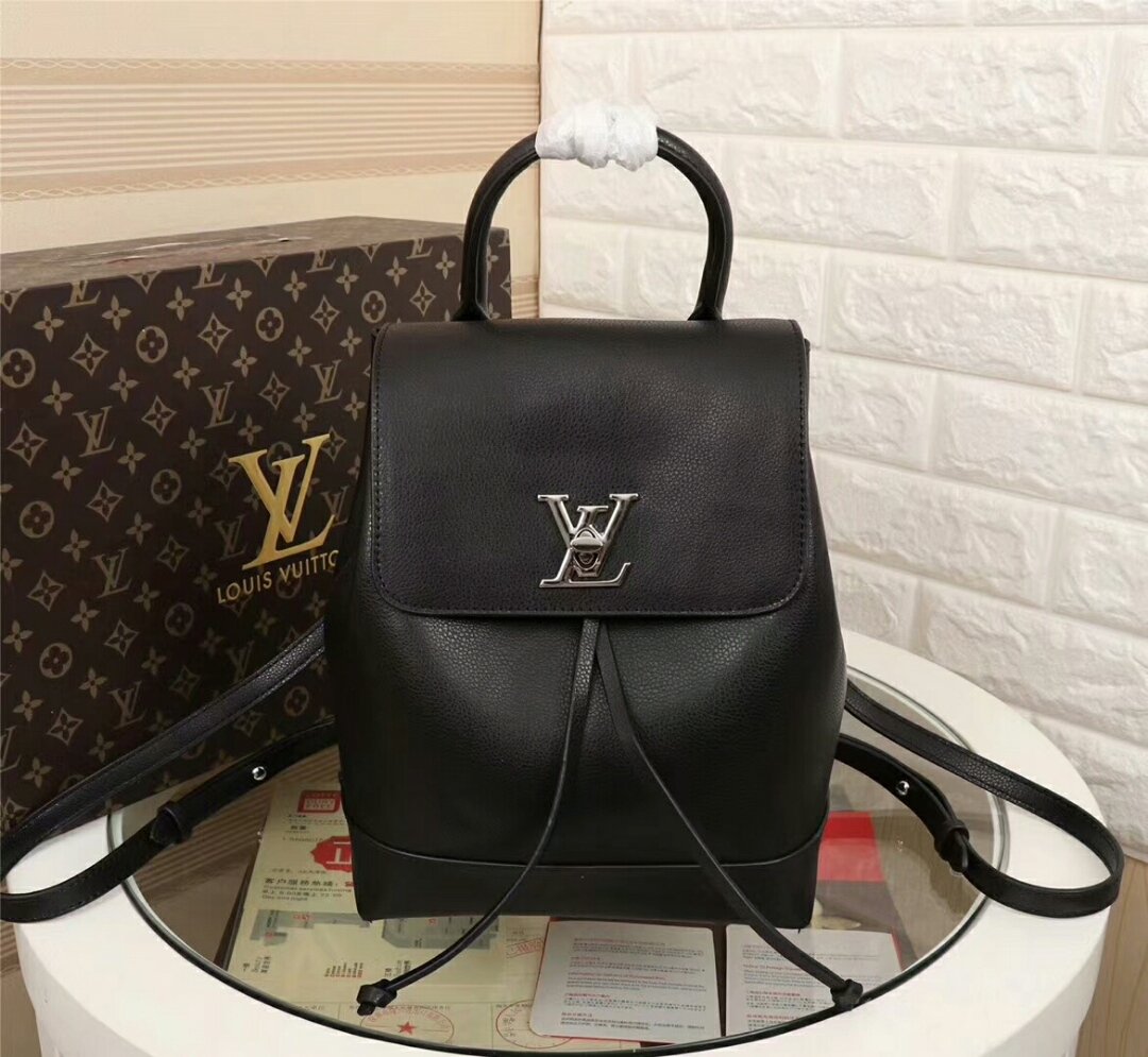 LV Louis Vuitton LEATHER LOCKME BACKPACK BAG