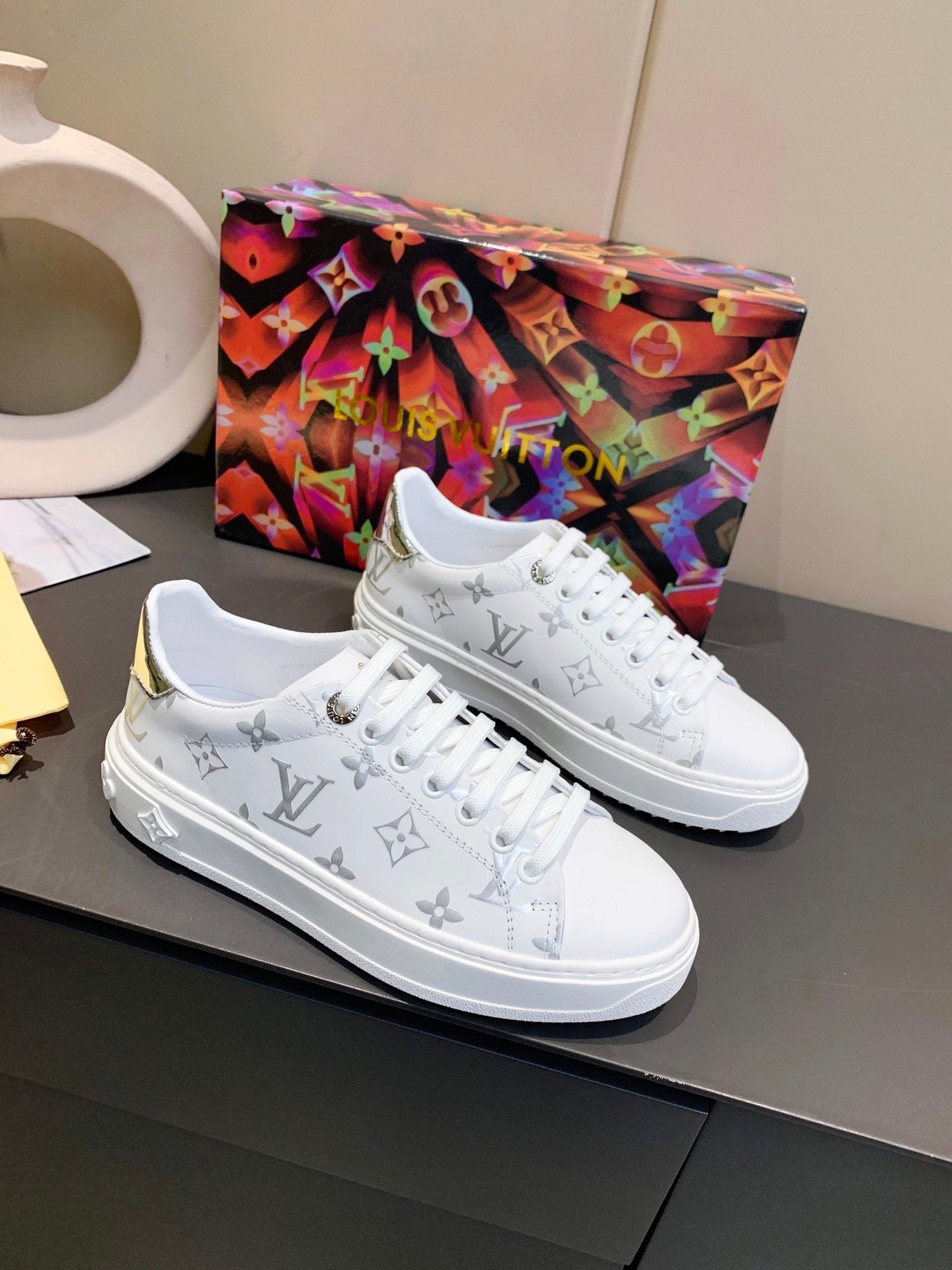 LV Louis Vuitton Women's 2022 NEW ARRIVALS Time Out Sneakers