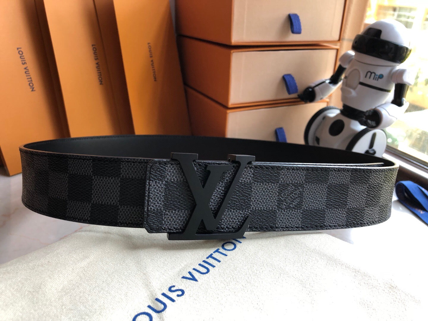 LV Louis Vuitton Monogram Canvas Initiales 40mm Reversible Belt