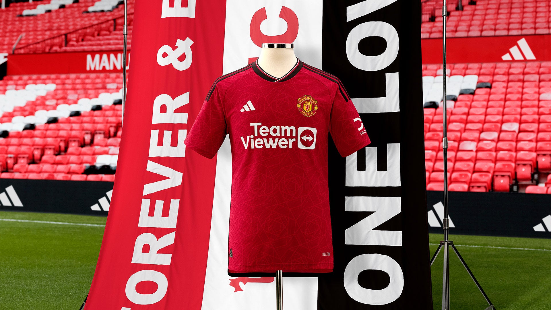 Manchester United Home Kit 2023/24