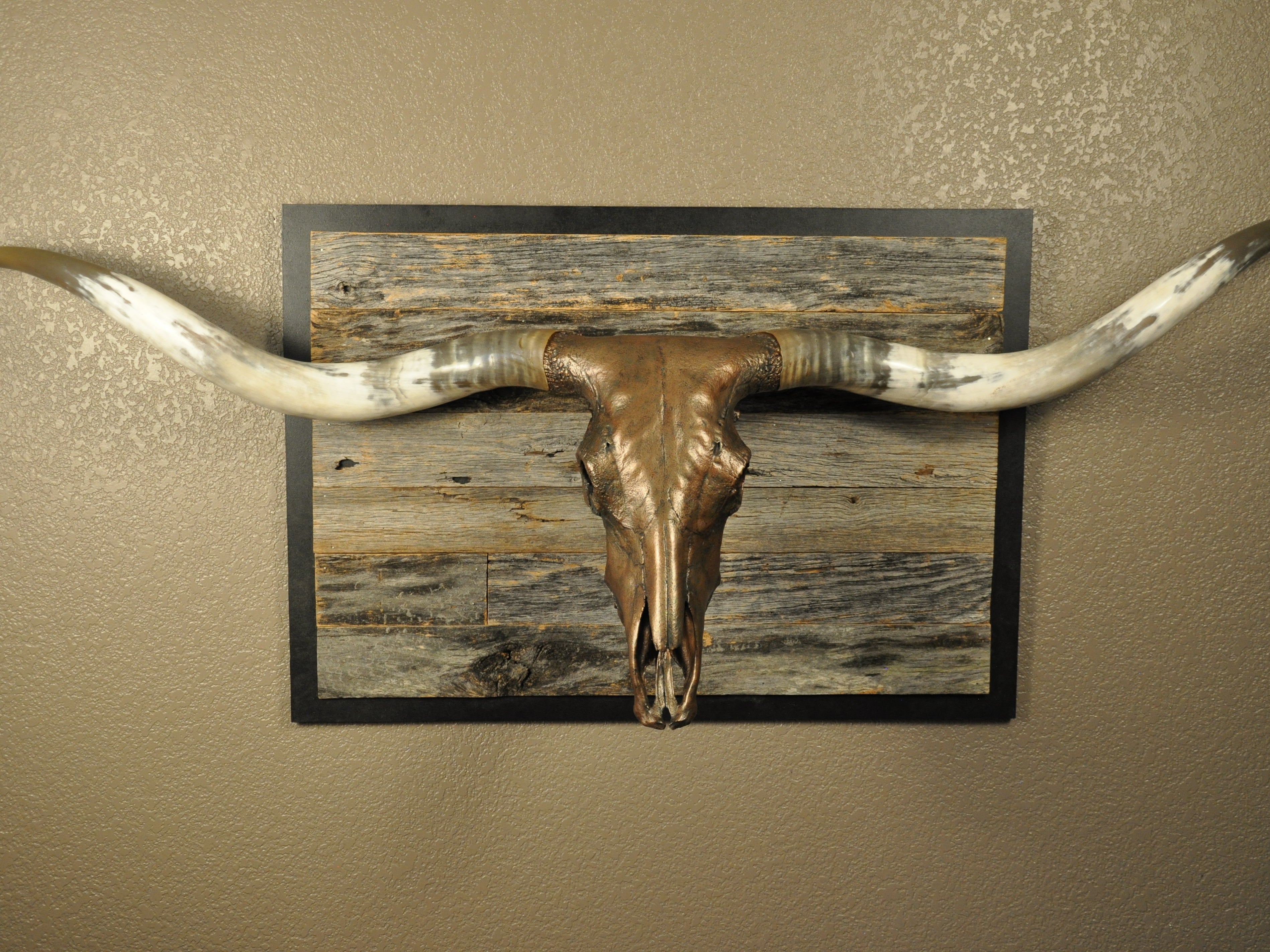 DOLLY DIAMOND - 6' 2" Longhorn Skull