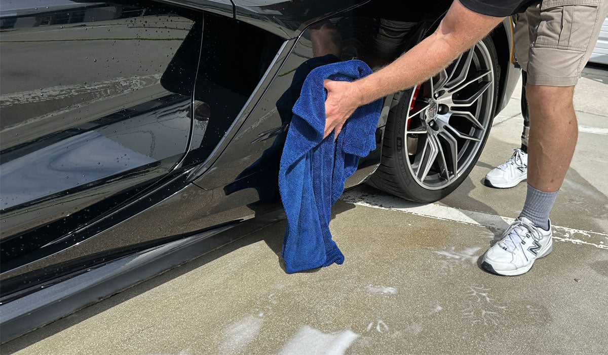 Best Foam Cannon Reviews for ceramic graphene coated cars best safest way to wash black Corvette ZO6 Mike Phillips