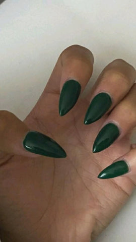 Aifaifa Shinning Green Nail Polish for Irish Green Nail Art • I love  pistachios