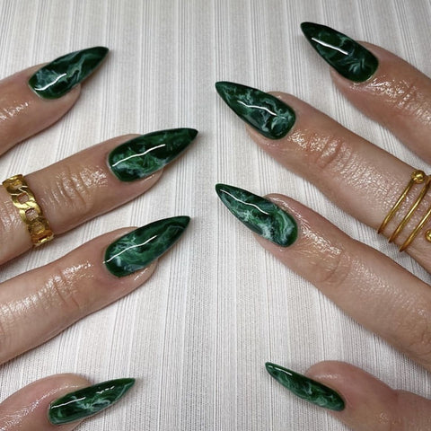 Green Nail Art Designs: Fresh and Stylish Ideas For Your Nails