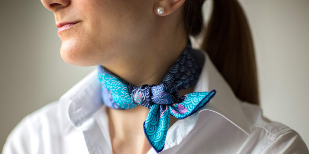 10 Ways to Tie Silk Scarves