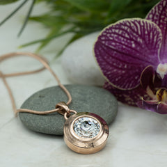 Angelica's Dawn Magnetic Necklace - A Rose gold coloured necklace with changeable stones