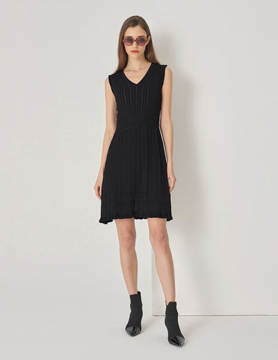 Pleated Dress - Black - Ladies