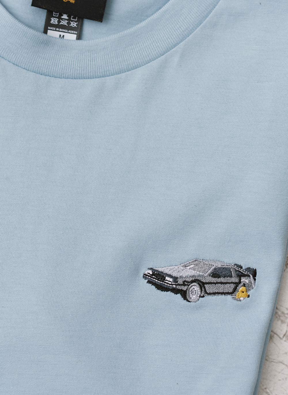 T Shirt Clamped DeLorean Lt Blue