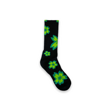 Load image into Gallery viewer, Blossom Pattern Socks (Black/Green/Green) - likesushi
