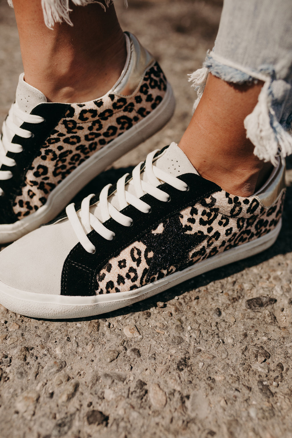 sneakers leopard