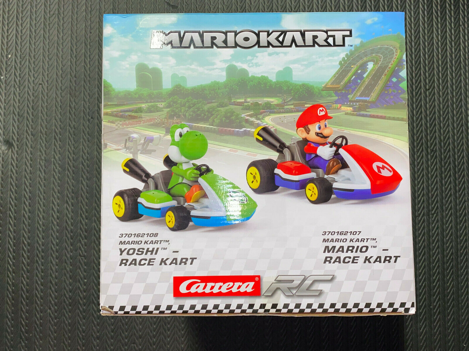 Carrera RC Mario Kart 1:16  Yoshi RARE and VHTF NIP RC CAR – Cars N  Cards
