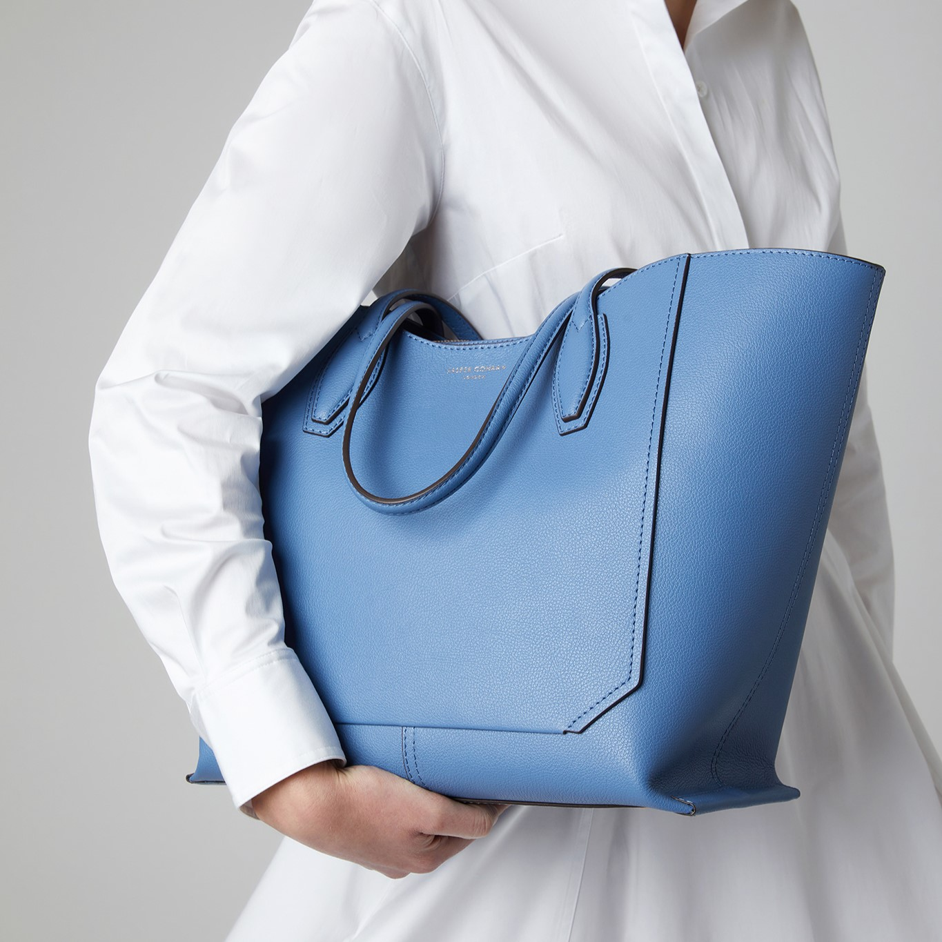 HOW TO SPOT AUTHENTIC VS. FAKE DESIGNER HANDBAGS | Rewind Vintage Affairs