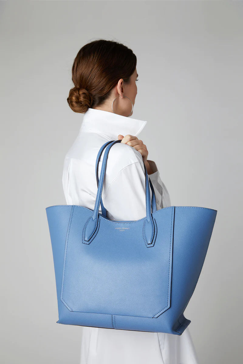 Bryn Leather Tote Bag in blue