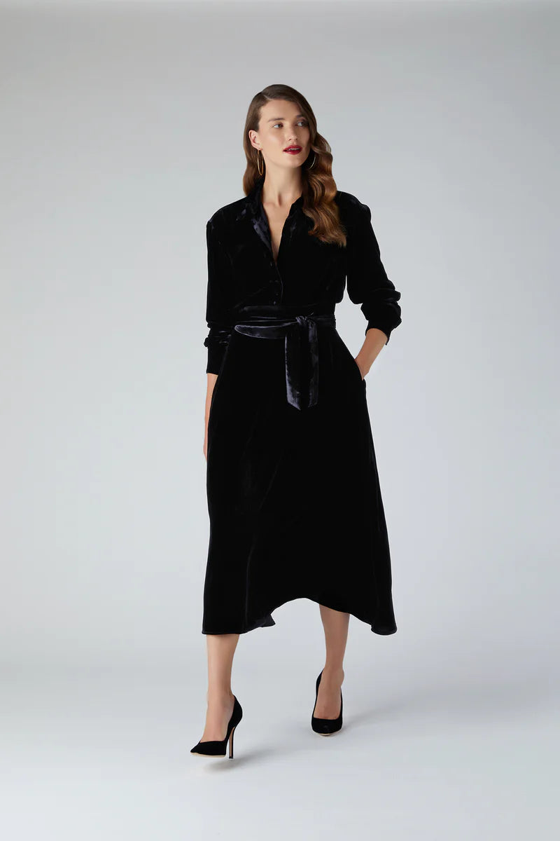 Robe chemise en velours de soie mélangée Eve en noir