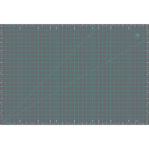 Creative Grid Cutting Mat 18 x 24 – Threaded Lines