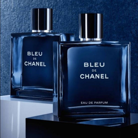 Chanel NO.5 bag  Perfume, Perfume bottles, Chanel perfume