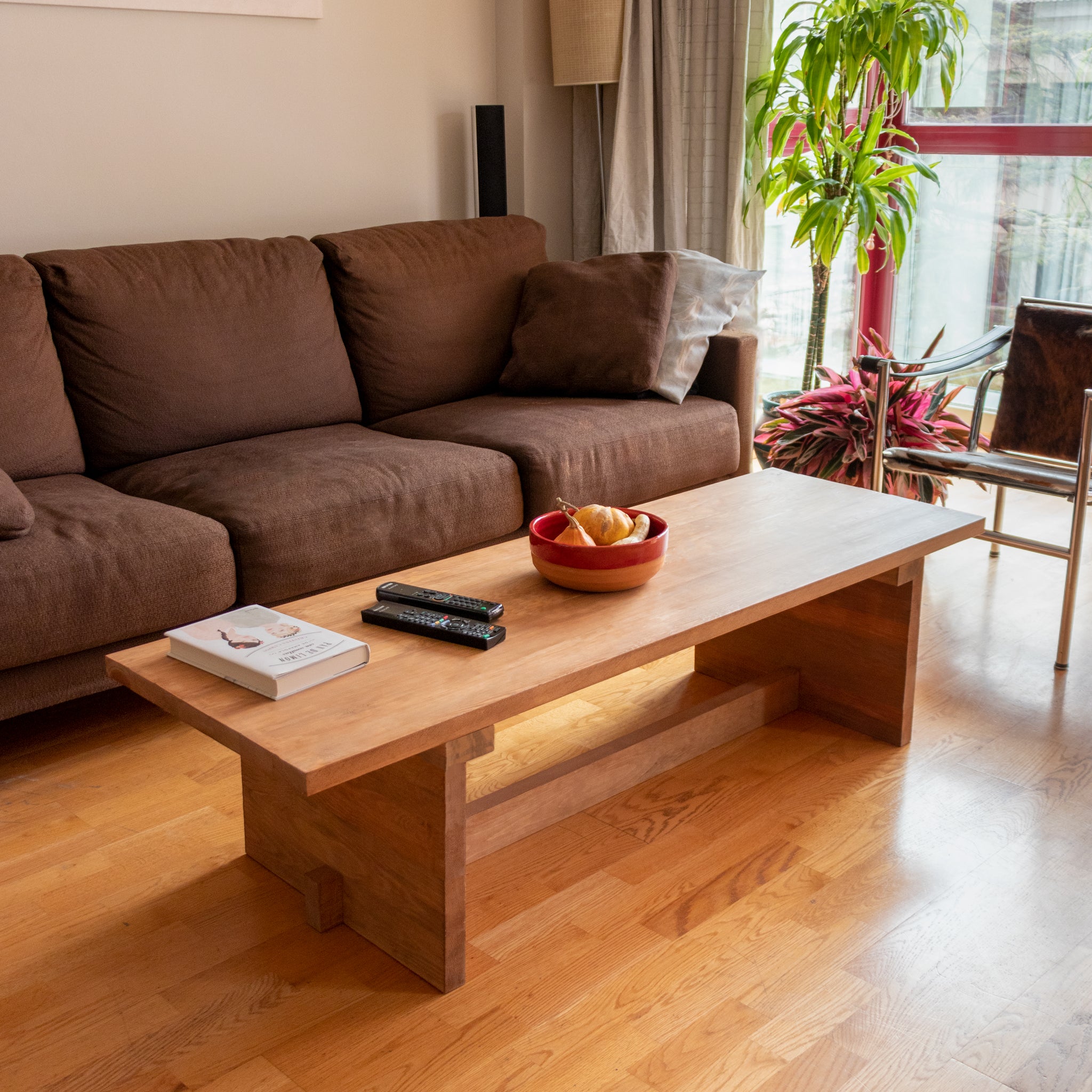 Tres beneficios de los muebles de oficina de madera maciza