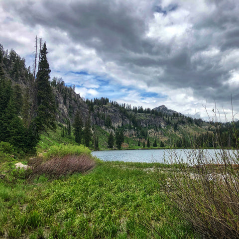 fishing tenkara on mountain lakes and still water