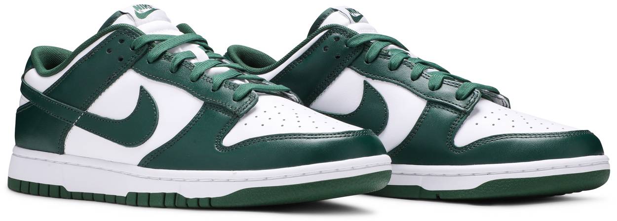 nike sb dunk michigan state