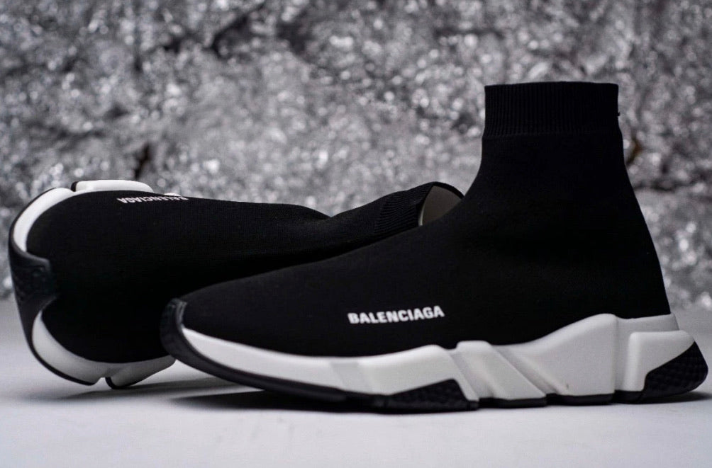 balenciaga speed trainer oreo