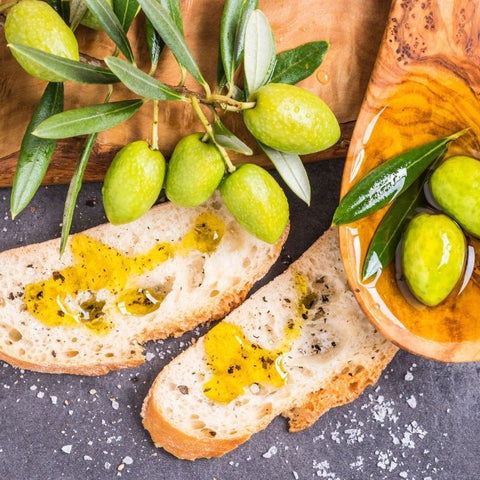 bread with extra virgin olive oil