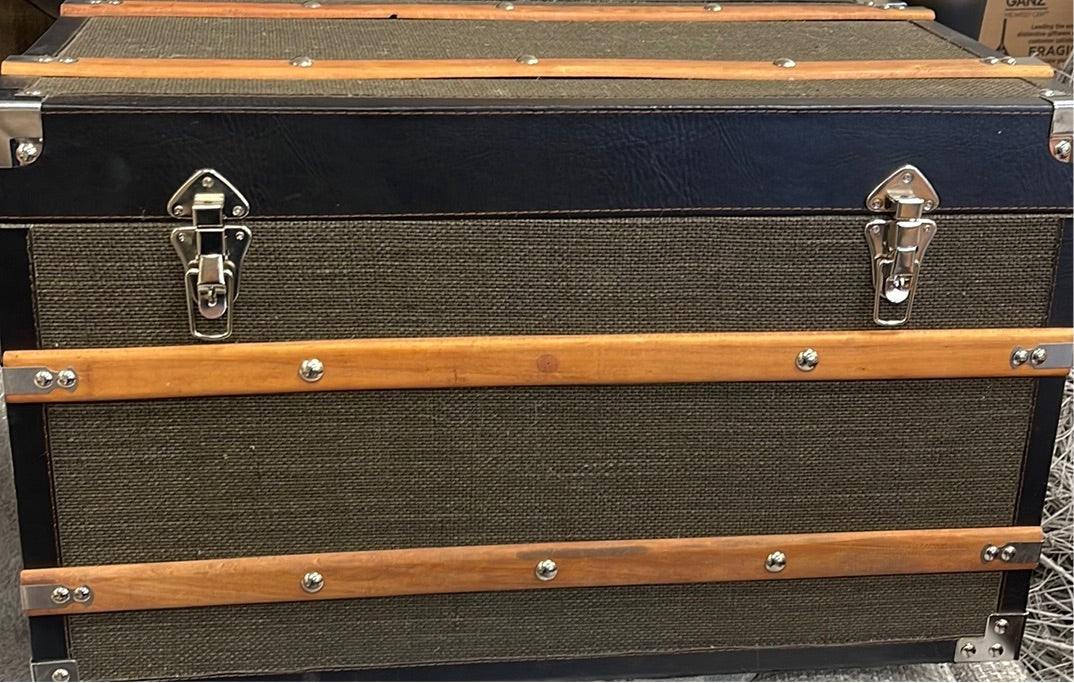Schultz Trunk