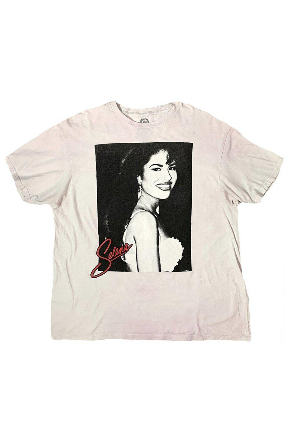 Selena Vintage Graphic Tee In Red