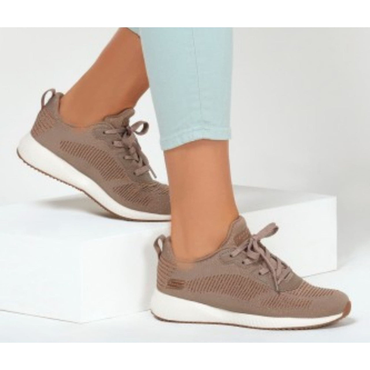 Skechers Mujer Bobs Glam Taupe | Comprar Online en Much Sneakers®