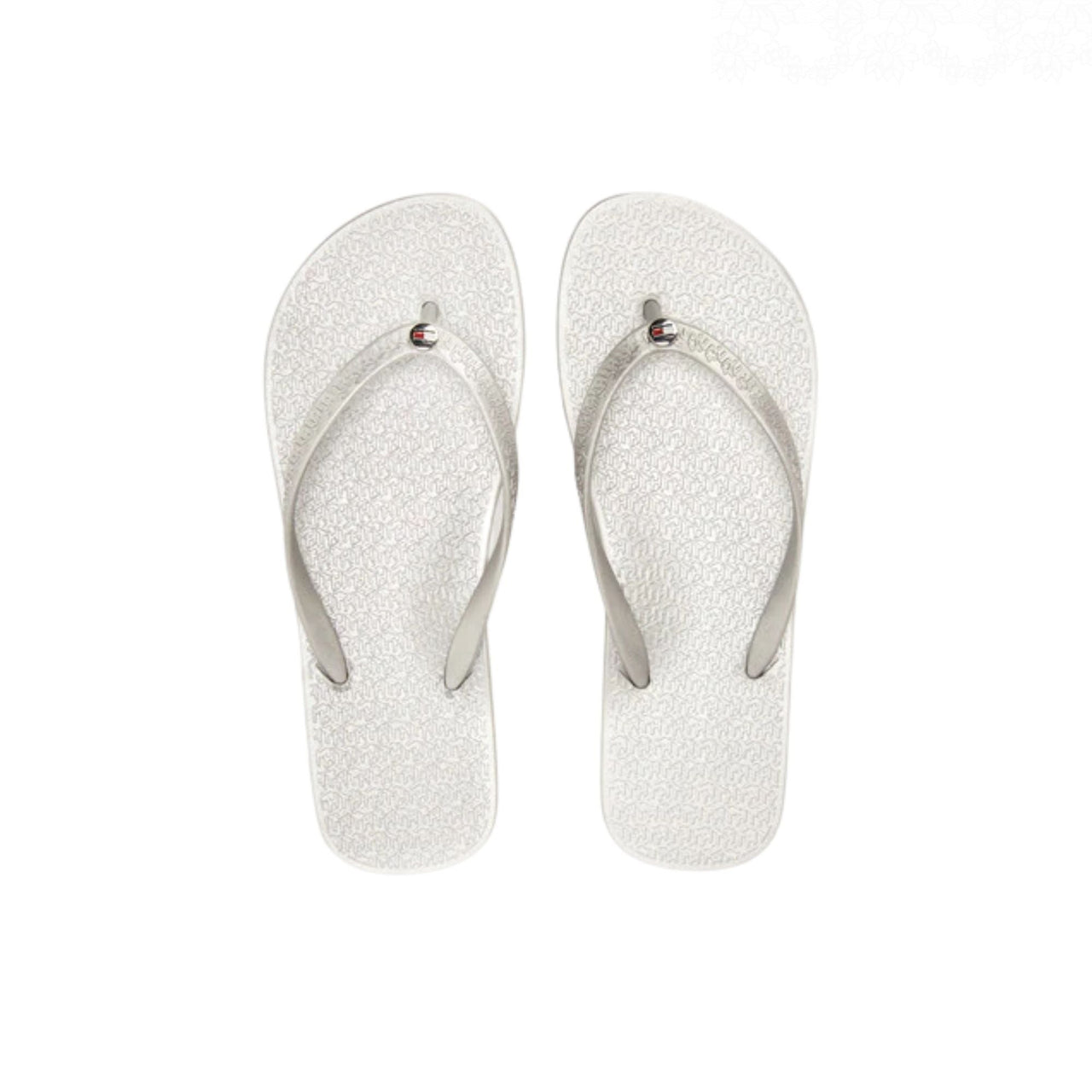 Chanclas Hilfiger Mujer Silver Th Metallic Flat Beach Sandal | Comprar Online en Much Sneakers®