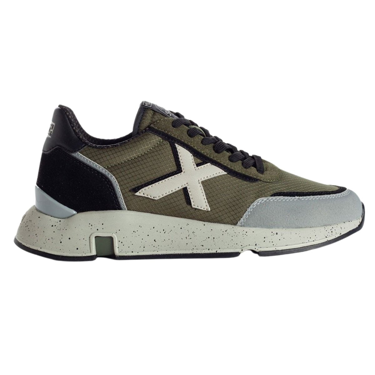 Zapatillas Munich Hombre | Online en Much Sneakers®