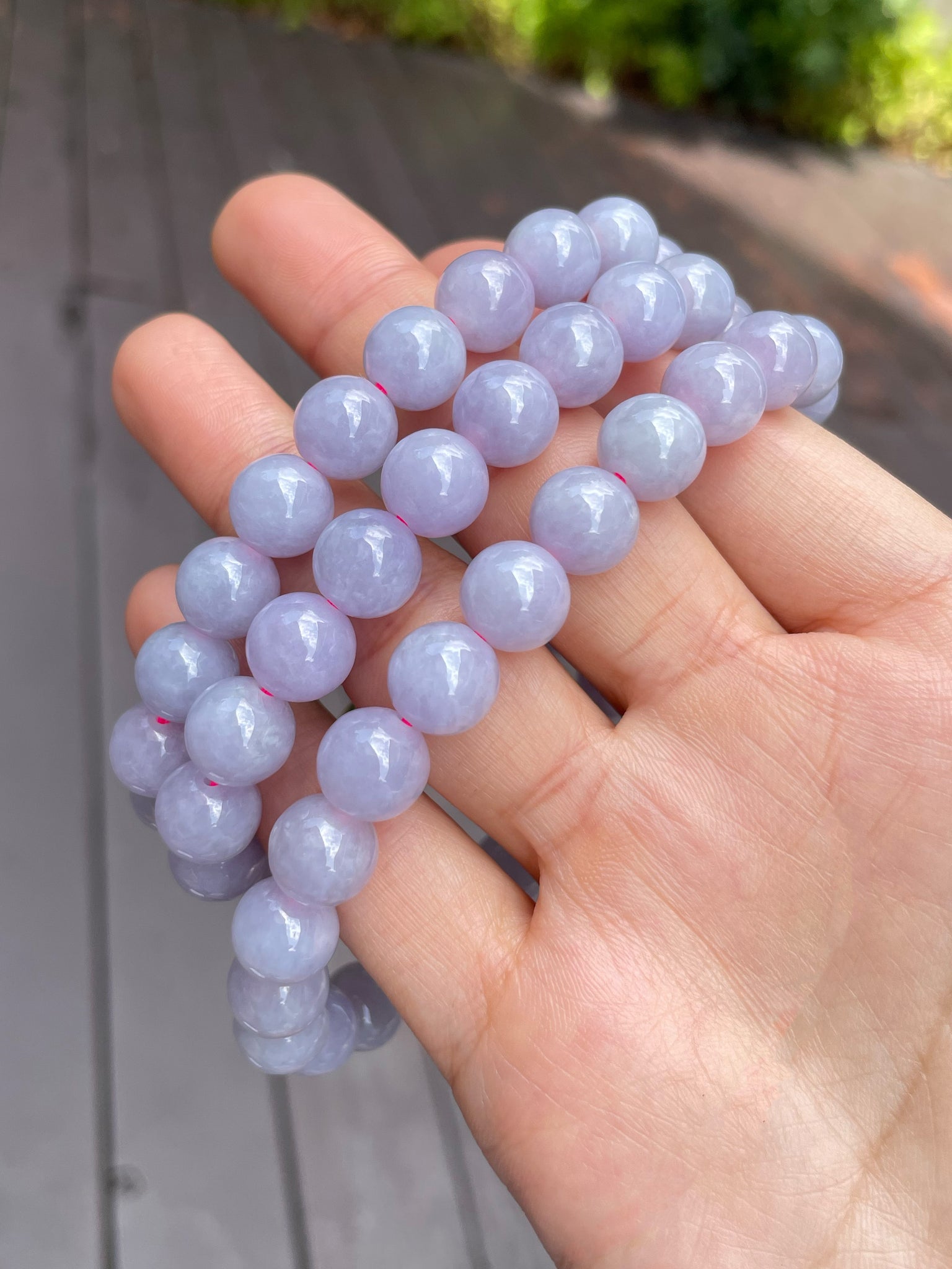 lavender jade bead bracelet