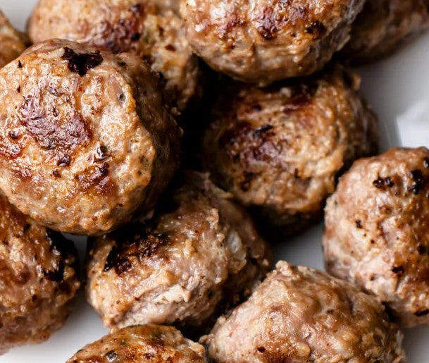 Meal Topper Meatballs a DIY recipe for dogs