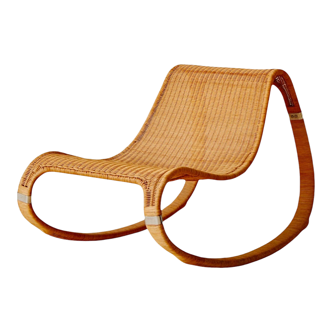 Rotan schommelstoel van James Irvine – Mippies & Design