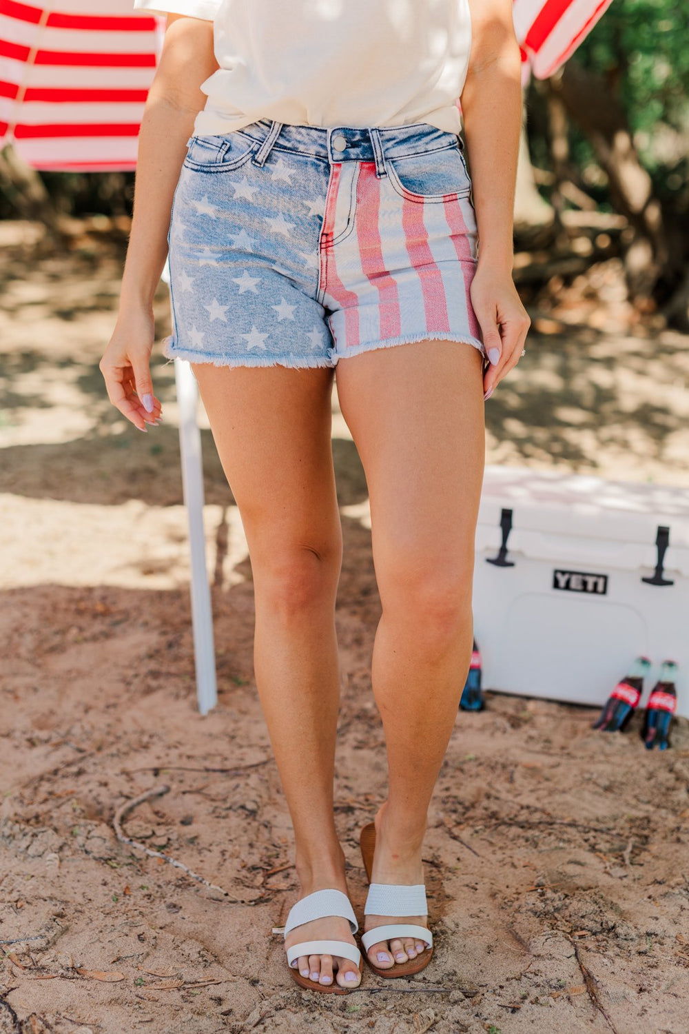 Judy Blue Frayed Hem Shorts- USA Flag Print – The Pulse Boutique