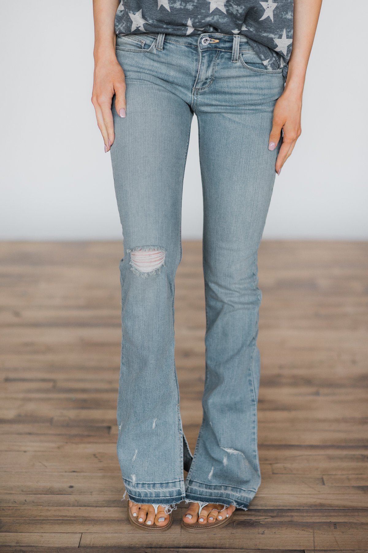 Sneak Peek Jeans ~ Tatum Flare – The Pulse Boutique