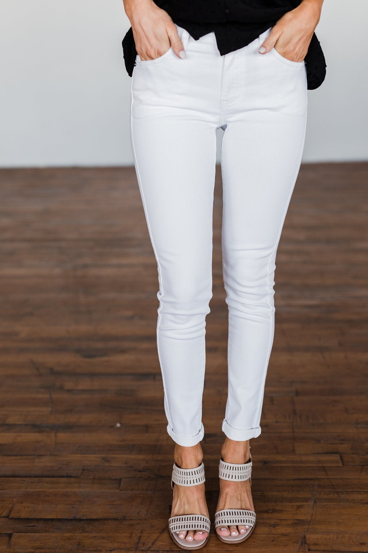 KanCan Non-Distressed Skinny Jeans- Betsy Wash – The Pulse Boutique